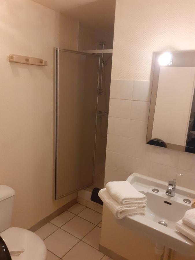 Le Grand Cerf Hotel Nonancourt Exterior foto